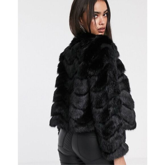 Elliatt Goldenseal textured faux fur jacket in black size L NWT$299 - Picture 1 of 5